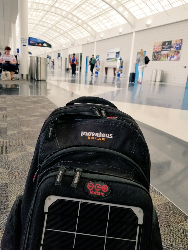 InovateusSolar's tweet photo. #solarbackpacks at @SBNairport waiting for @Delta #DL4772 to take us to #Intersolar #SolarIsNow #buildingabrillianttomorrow https://t.co/9zHpgFbHUt