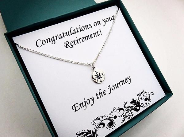 marciahdesigns's tweet photo. Silver Compass Necklace
Link- https://t.co/NVa5oqeGME  
#sterlingsilverjewelry #retirementgift https://t.co/ZuWwdysNqx