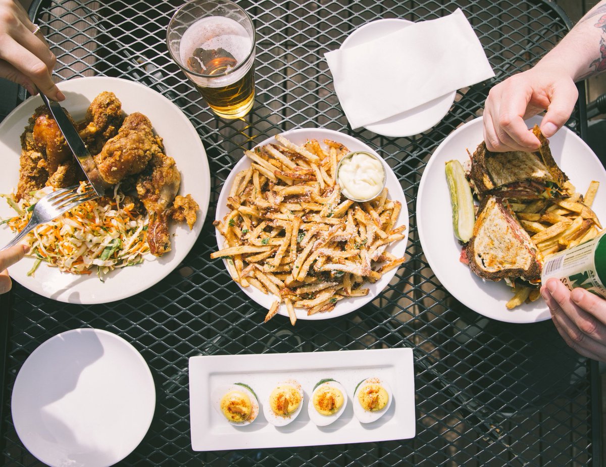 Perfect patio weather &amp; $1 Oysters make this a marvelous Monday night. #somerville #patio #oysters