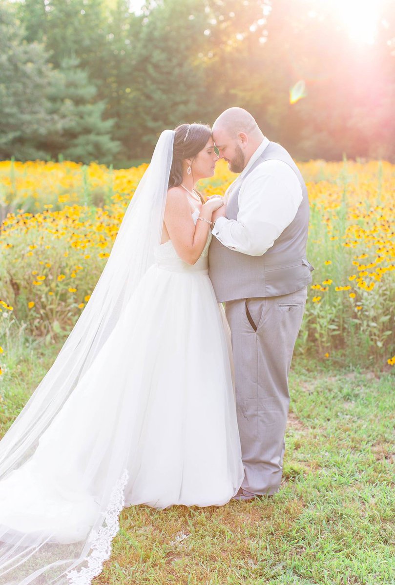 AlturiaFarm's tweet image. We couldn't be more excited for this adorable couple Mr. &amp;amp; Mrs. Peterson! #brittanyyorkphotography #rvaweddings #richmondweddings