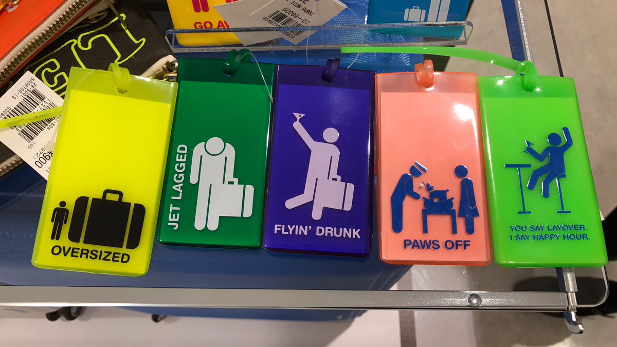 jzz30yukarine's tweet photo. flight001のラゲージタグを買い足した|ω´・)チチッ
スーツケースは2個なのに(白目
not a touristはイミグレで絶対に別のお部屋にご案内だから渡米する人は買っちゃダメヽ(;゚;∀;゚;)ノ
#flight001 #ラゲージタグ #旅行グッズ https://t.co/NeVq5GYts9