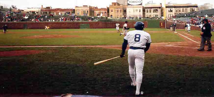 Happy 63rd birthday to one of my favorite ever, Andre Dawson. (Torco sign included)  