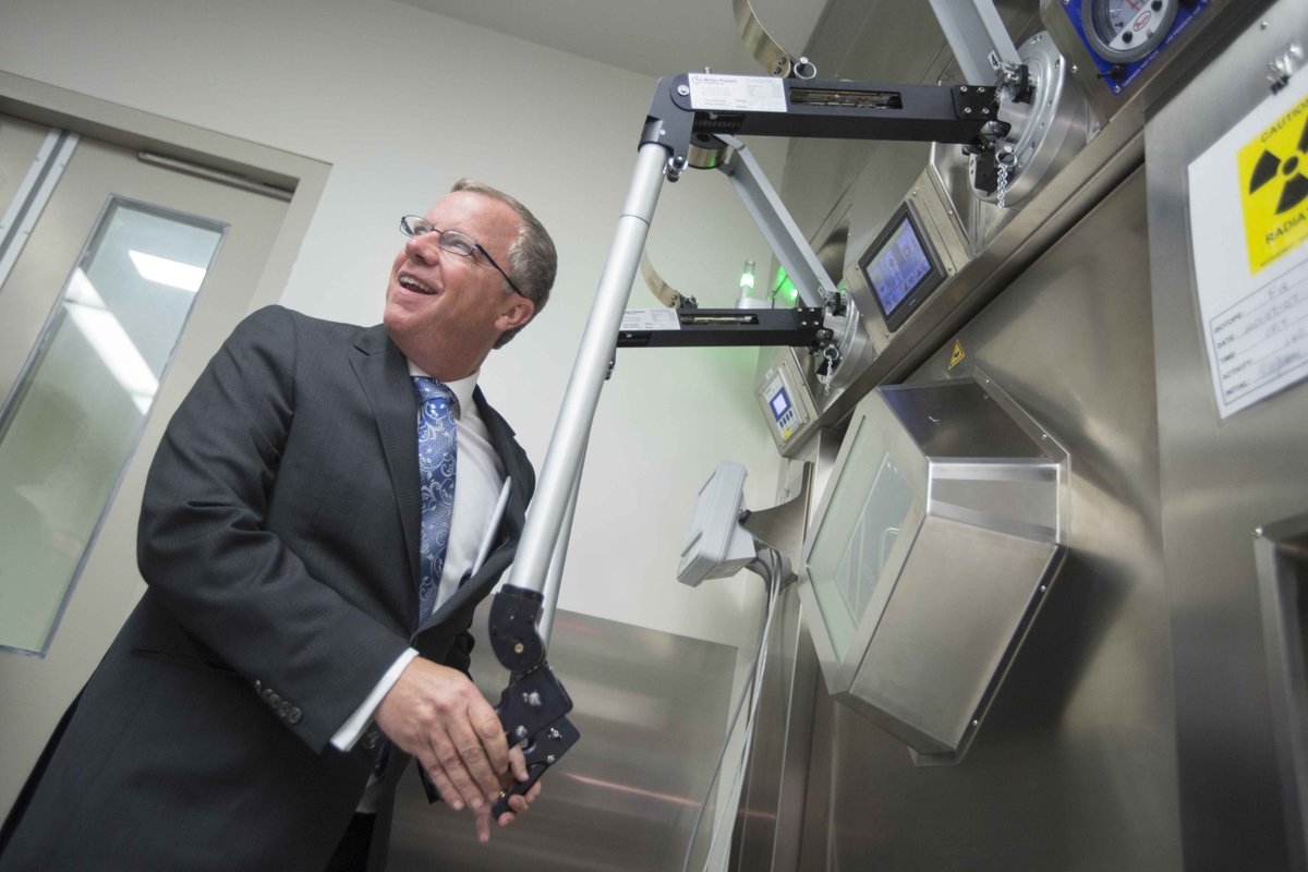 FedorukCentre's tweet photo. Thanks @PremierBradWall and Ministers for celebrating recent successes at #Sask #cyclotron with us @usask https://t.co/b1eJR5wo3B #yxe https://t.co/RZw4GLX7c4