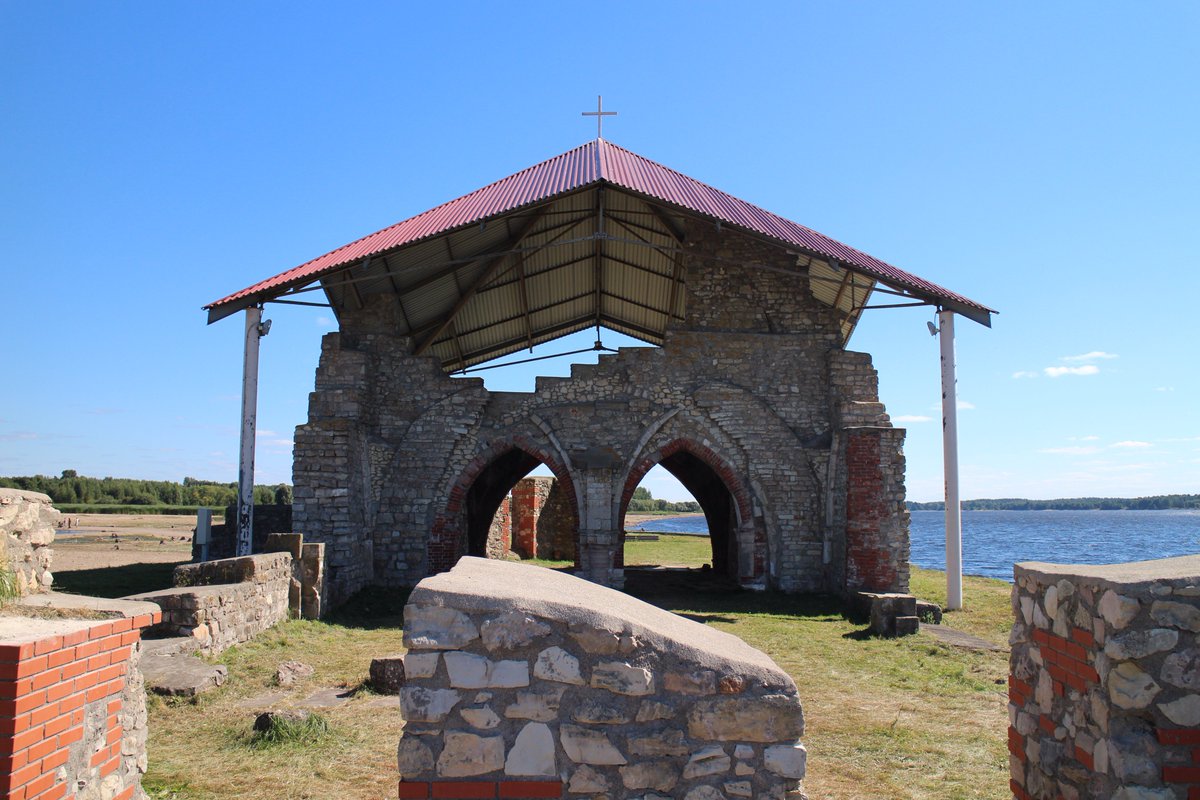 No 15.08 līdz 30.09 Rīgas HES tiks samazināts ūdens līmenis,ļaujot piekļūt Ikšķiles baznīcas drupām sausām kājām.
ikskile.lv