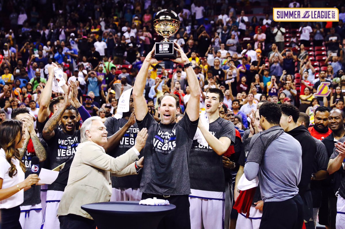 Lakers's tweet photo. #VictoryInVegas https://t.co/sKEfMpoaNy