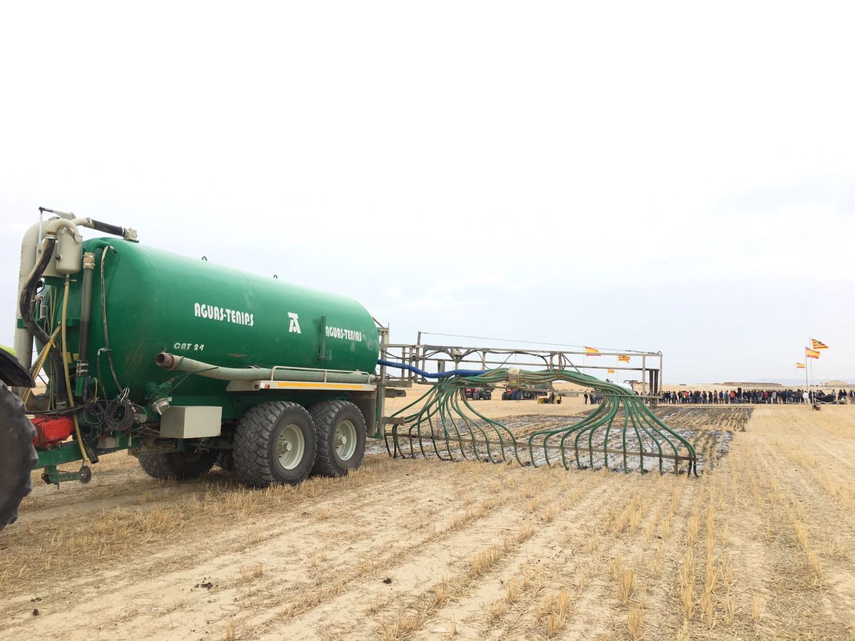 edit_agricola's tweet photo. Plan Renove Maquinaria incluye #tractores, sembradoras directas, abonadoras, equipos de aplicación de fitosanitarios https://t.co/znnOptequr https://t.co/o7DyY7MswG