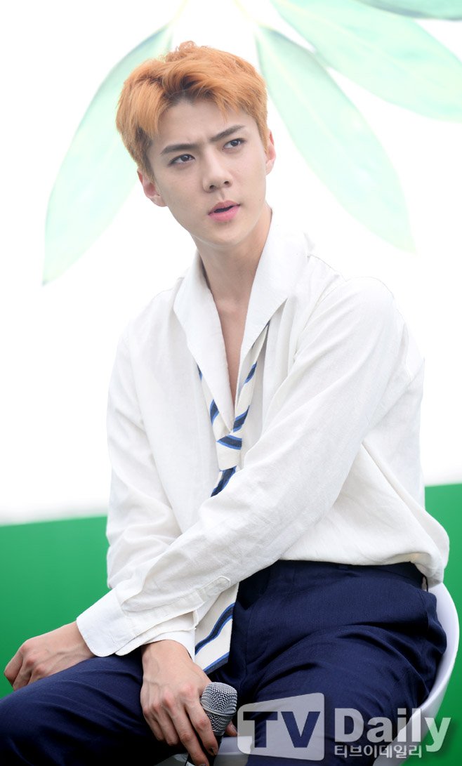 exofancafe's tweet photo. [NEWS] 170718 Sehun @ 'The War' Album Press Conference https://t.co/w1NH4tUI9i