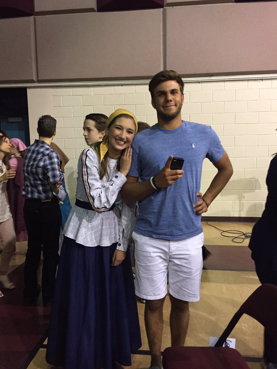 annaBnoelle's tweet photo. Happy birthday Zachary! Hope your day was just as much fun as you are! Love ya and going to miss you next year! 💗 https://t.co/9dBkfxMqpJ
