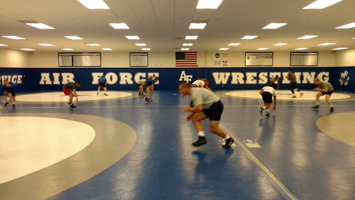AF_Wrestle's tweet photo. Class of 2021 got after it this morning at intramurals! #BCT2017 #NoDoubtNoFear https://t.co/9hDLl2icP5