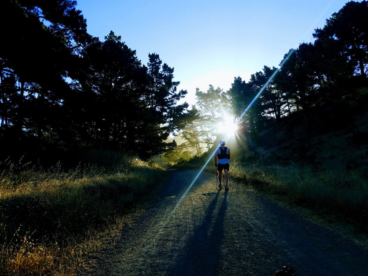 mychevrolegs's tweet photo. The trail to High Lonesome 100 is purdy, but
the rough edges of the mountainous wild will shape them. #highlonesome100 #noshortcuts https://t.co/a6BLZuGnfg