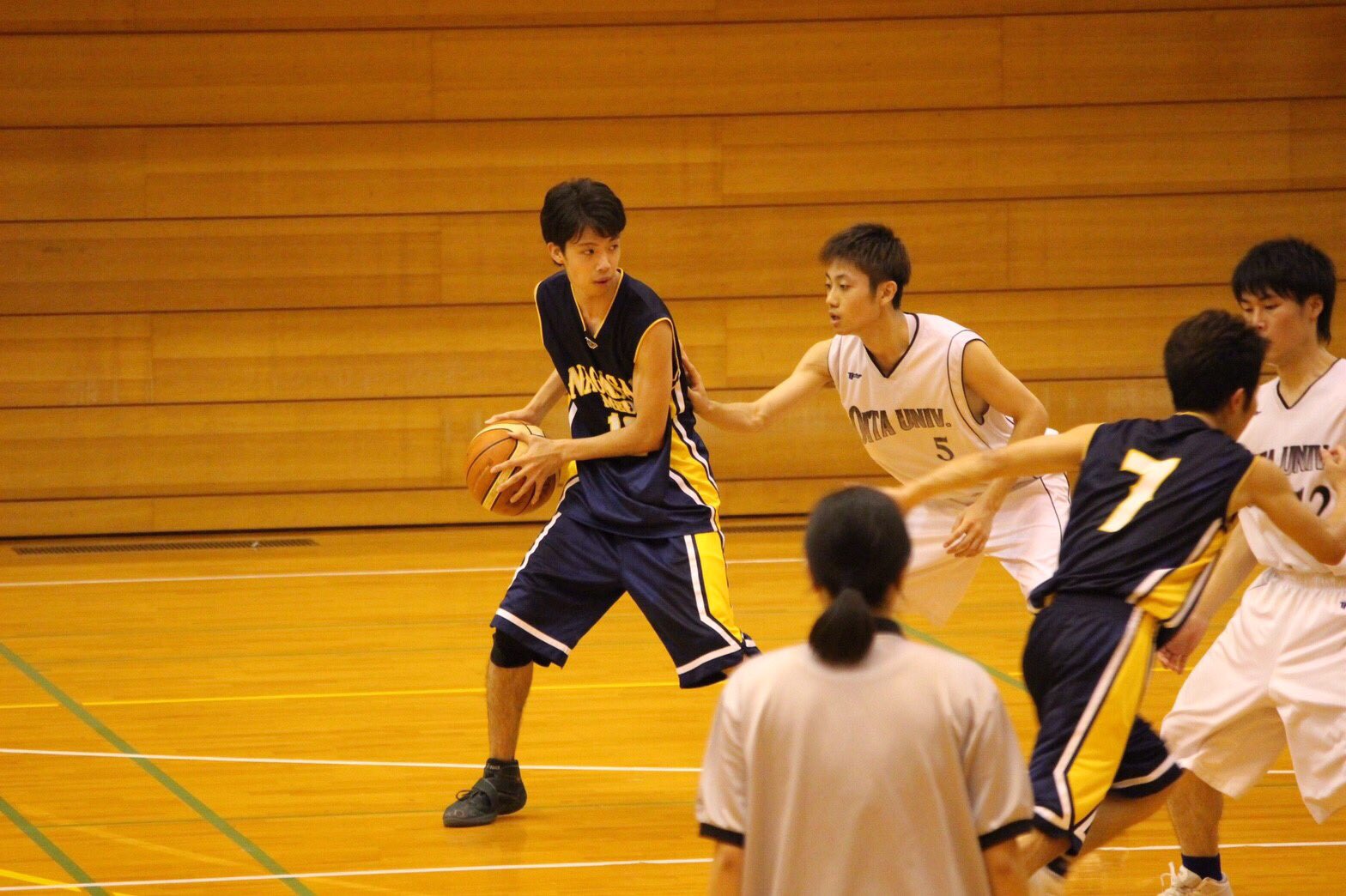 長崎大学医学部男子バスケットボール部 アイコンとヘッダー変えました 愛媛のマネさんが一眼レフで撮ってくれていた写真が素敵すぎて バスケ姿は三割り増しでかっこよく見えますね 長崎大学医学部男子バスケットボール部 アイコンとヘッダー変えました 愛媛のマネさんが一眼レフで撮ってくれていた写真が素敵すぎて バスケ姿は三割り増しでかっこよく見えますね
