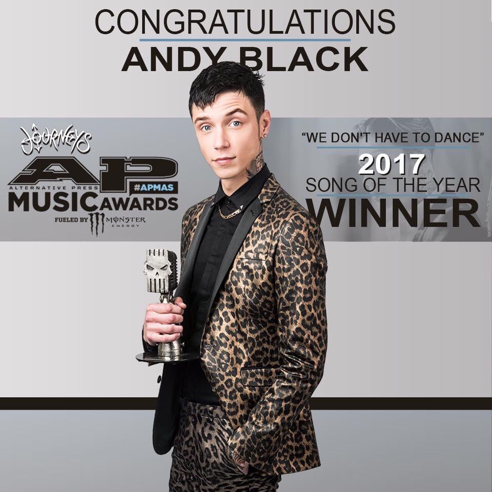HRose58's tweet photo. Congratulations @andyblack Well Done! 2017 Song of the Year #WDHTD https://t.co/mmSzv93Xrf
