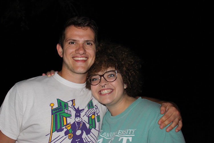 Carabear98's tweet photo. Hey #tamu21 Ryan & I can't wait to meet ya! #fishcamp17 #sessionG π https://t.co/oCabvnoctp