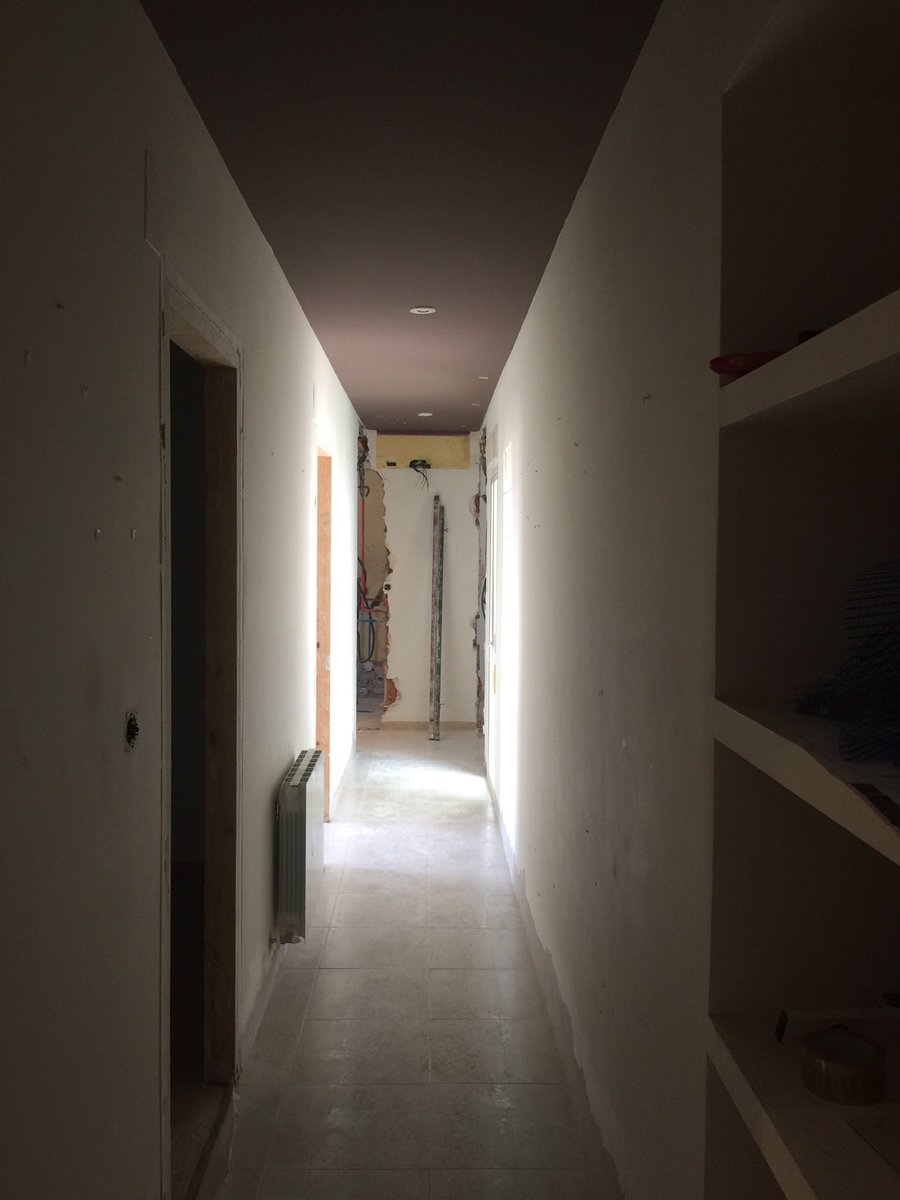 formbyalejos's tweet photo. "La casa debe ser neutral para que las personas marquen su presencia"

Rafael Moneo 

En @formbyalejos seguimos esta premisa al máximo. https://t.co/mdy3e5IyR0
