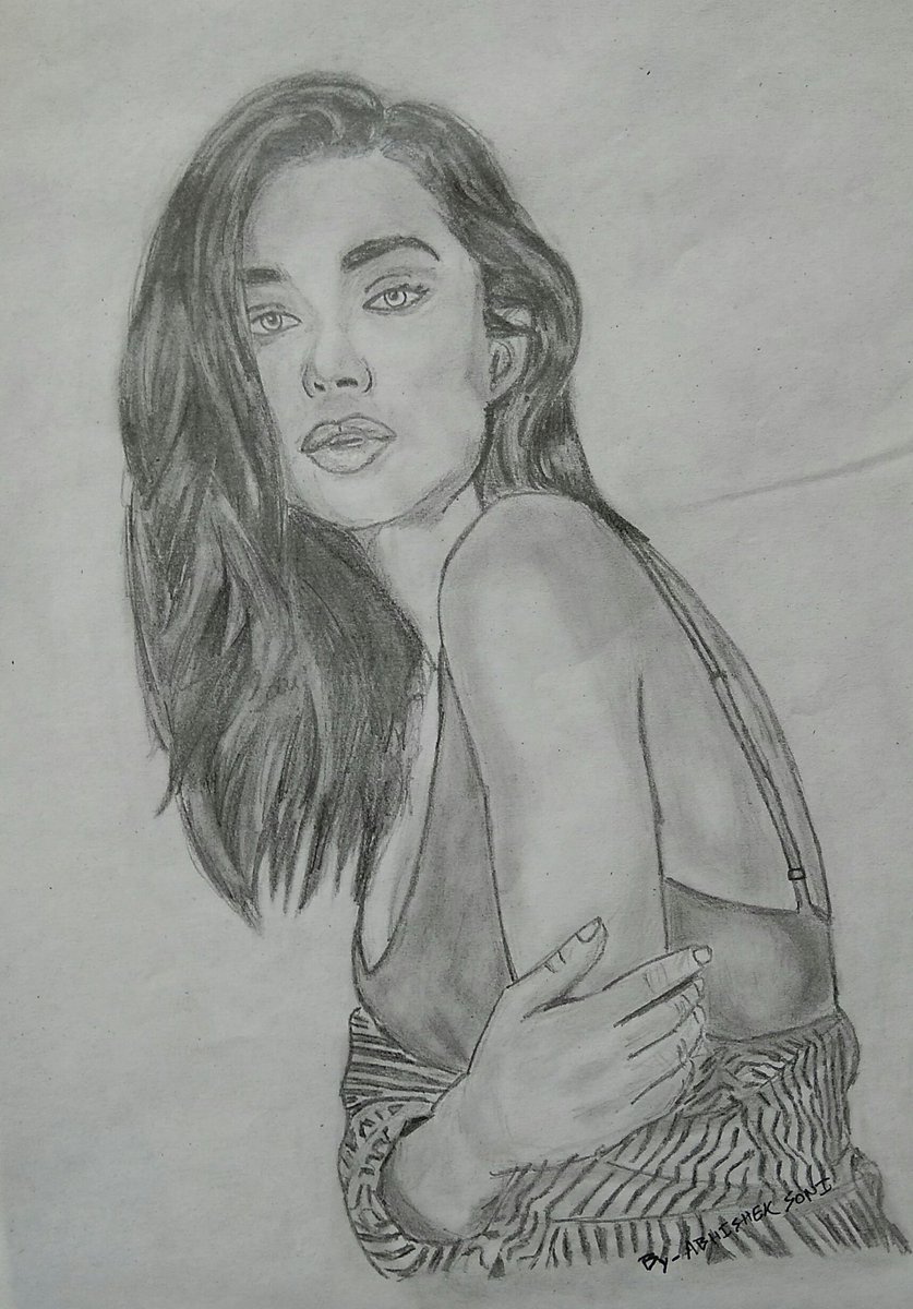 Abhishe99817700's tweet photo. Hope you like it @iamAmyJackson #fanart #sketch https://t.co/KoiY2an37k