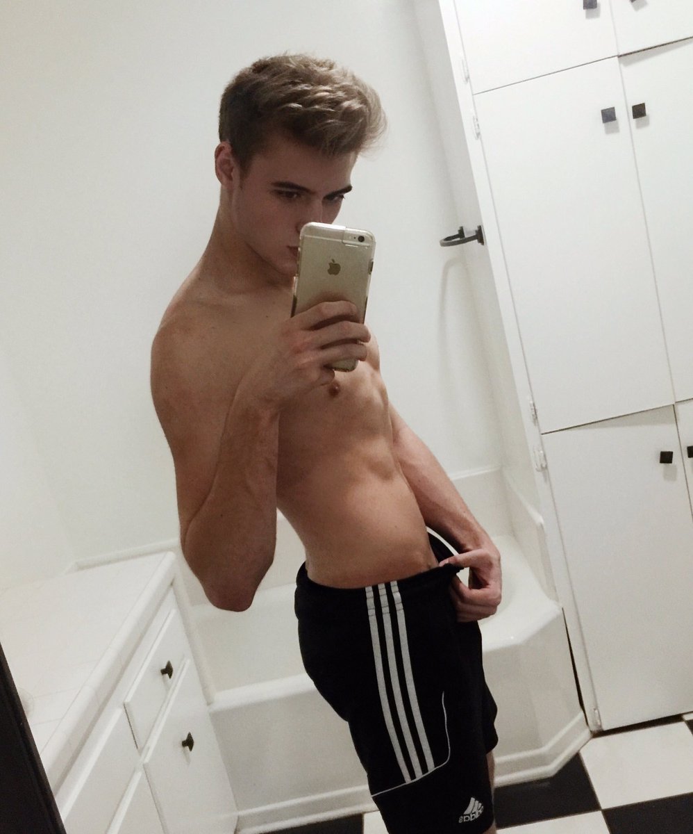 Ryan_Dohmen's tweet photo. I aspire to be you so badly... @lucasdell https://t.co/apRxxQ4eMk