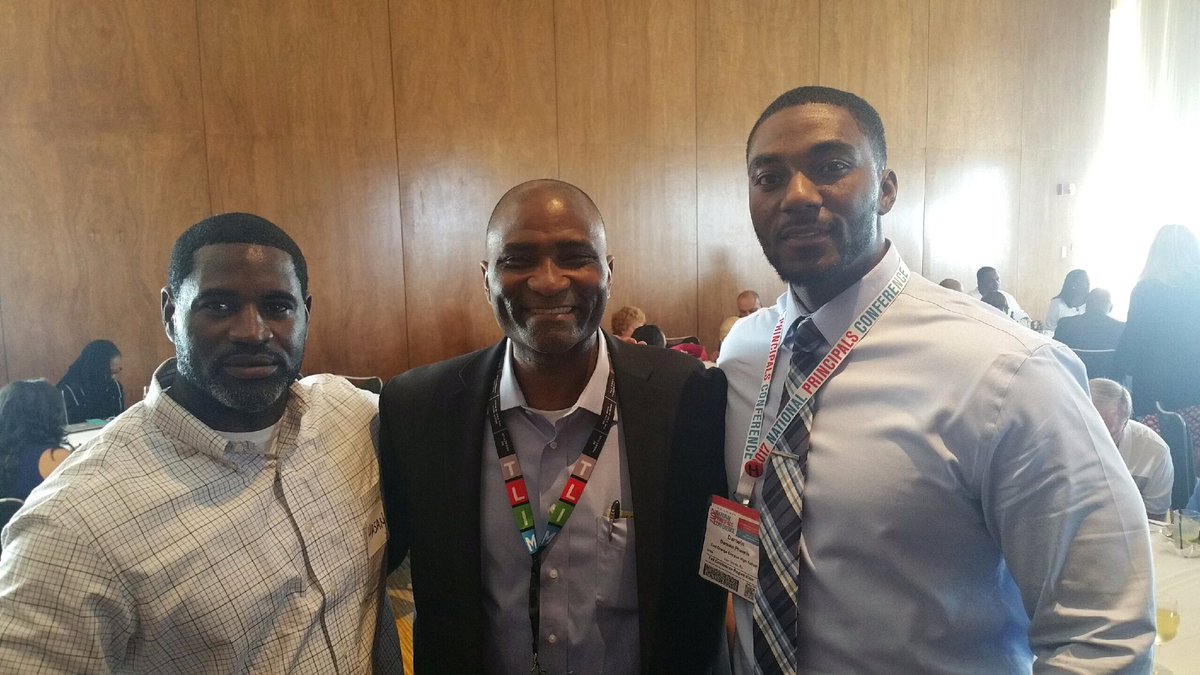 #Achieve3000 Salome Thomas El, <a href="/EOCHSPhoenix/">Damein  Phoenix</a> @eachonelove and Derek McKoy at the Educational Leaders Reception