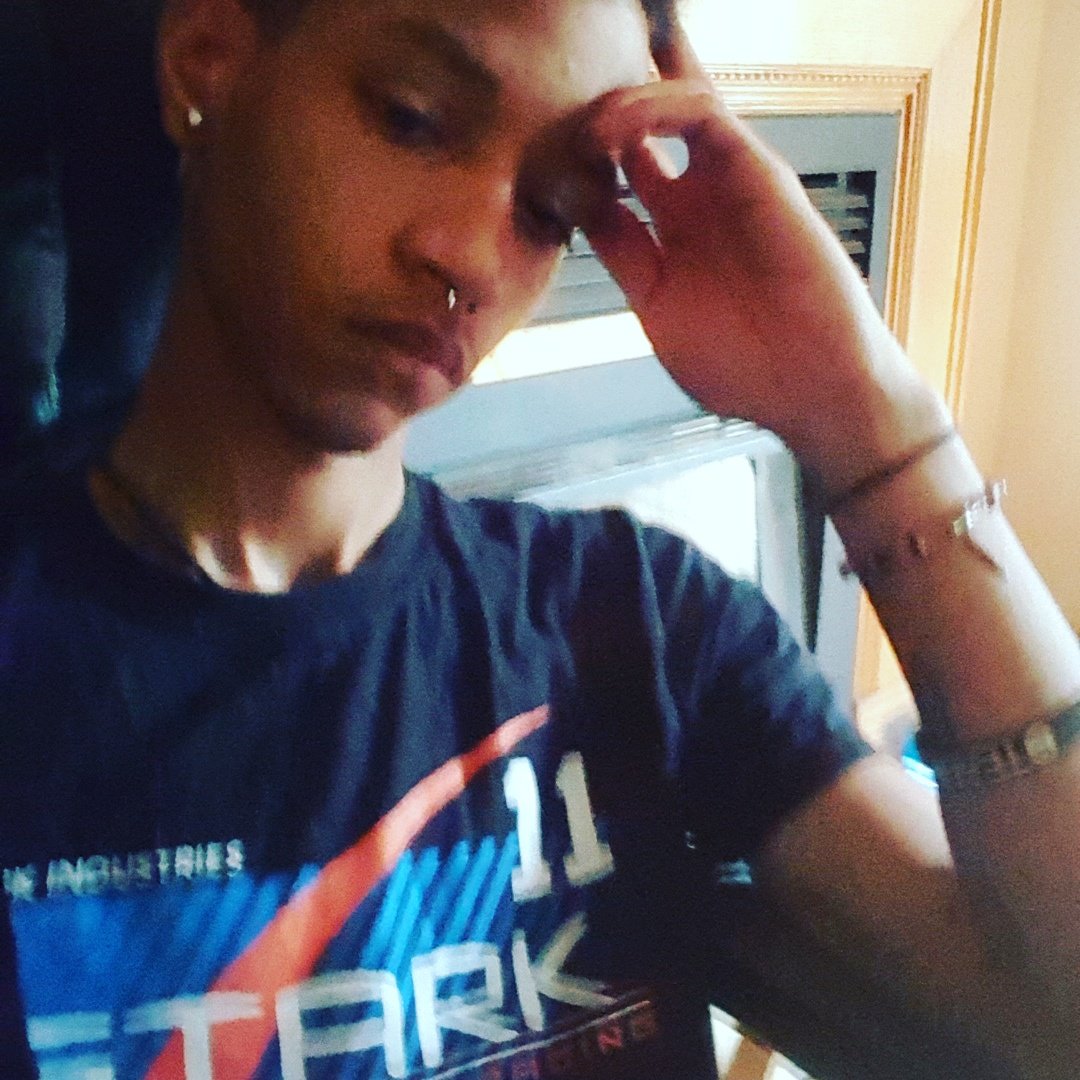 OkamiHouse's tweet photo. @Ismahawk @RealJamesFarah thinks #StarLabritories is better then #StarkLabs
π€£ππ€£π€£ ^my face when he told me https://t.co/5pBYl75vyT