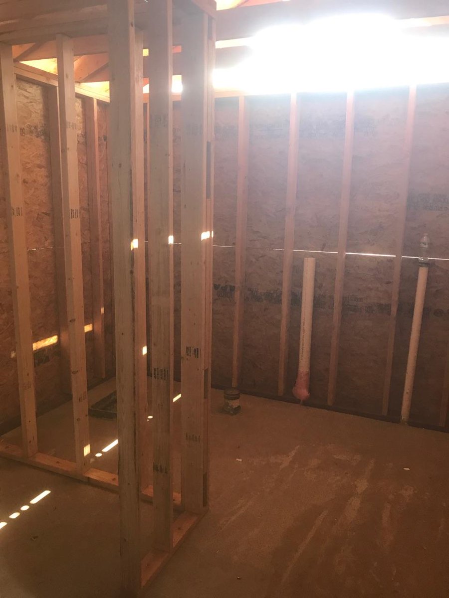 StinsonCurt's tweet photo. New Pictures from the Renovation! π
Brand New Master Bath!
3902 E Justin Pl.
#Renovation #Tucson #HomeImprovement #RealtyExecs #StinsonGroup https://t.co/RWuXHBbtqP