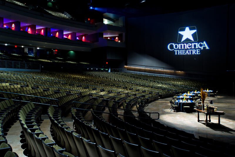 niallistouring's tweet photo. Date: 11/20/2017
City: Phoenix, AZ
Venue: Comerica Theatre 
General Sale: 15/07 10am (local time)
Capacity: 5,000 https://t.co/hYT1JI52AX