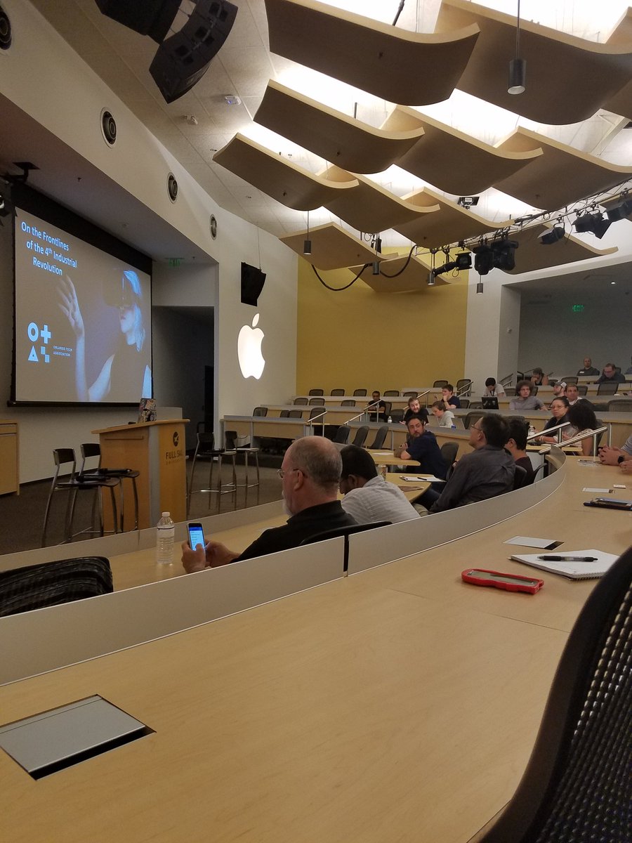 Geeked_Pros's tweet photo. Thanks #orlandochamberofcommerce and  #orlandotech for such an inspirational VR/ AR presentation. https://t.co/x8eG4WjT1F