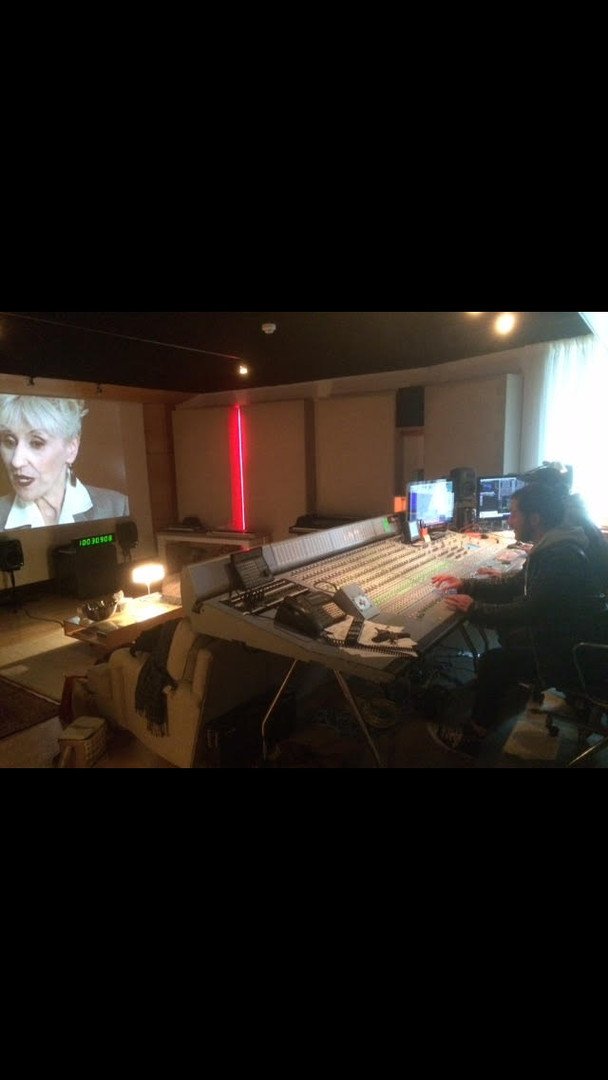 Thanks for your submissions #LeylaPope - a woman is alone in a lift when a man enters. Is this a chance encounter or something more?