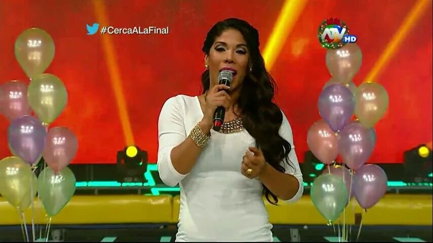 HAPPY BIRTHDAY KAREN DEJO 