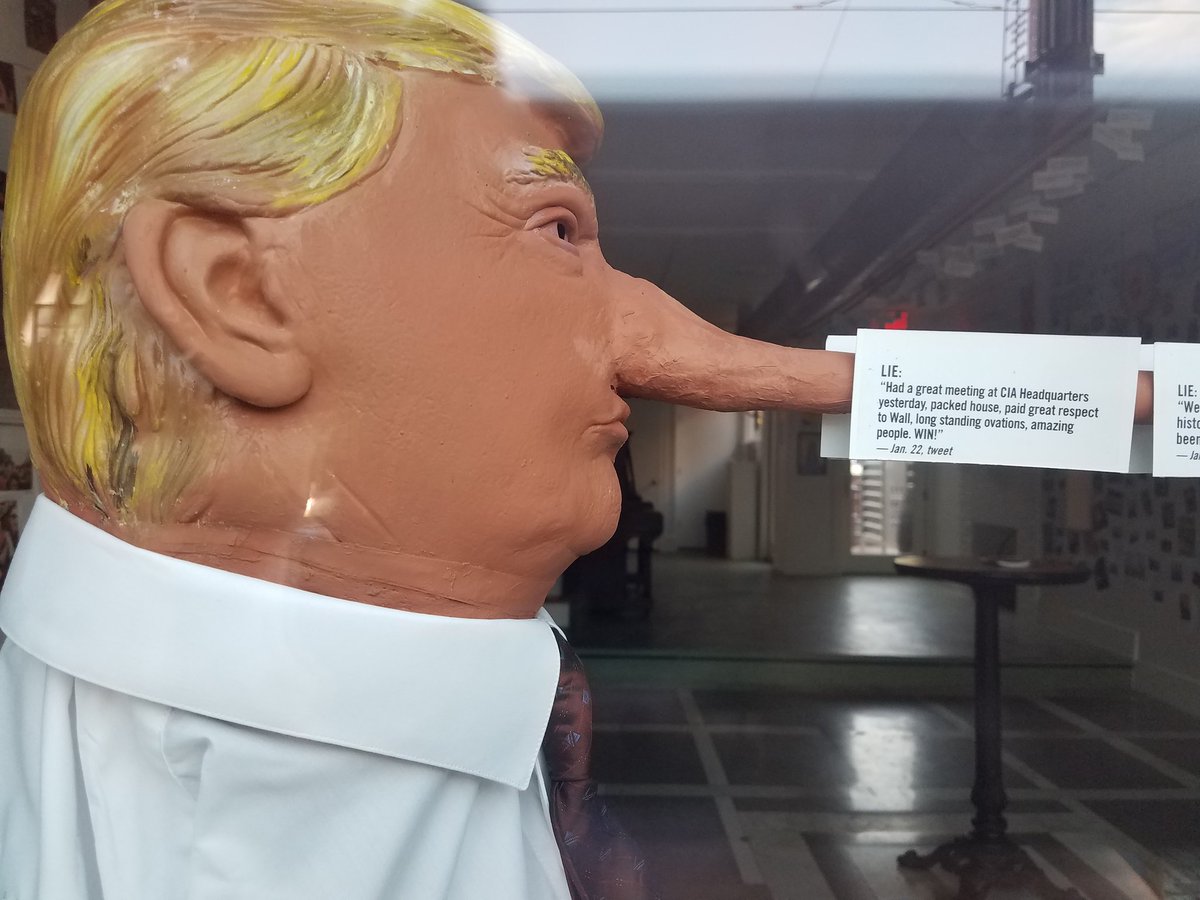 ssurgenor's tweet photo. The #CapitolHill Fringe Festival is about to start. Passed by one installation today..๐#WashingtonTales #PoorPotus #NoFansAtHomeEither https://t.co/Z3EEJYgYGK
