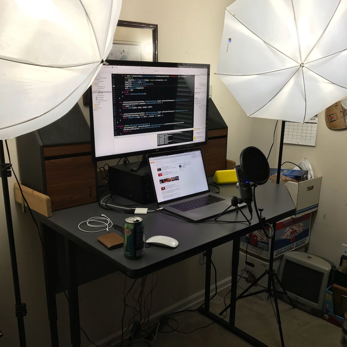 devslopes's tweet image. Stoke to finally have you full time @CalebStults! We're totally diggin' your new #setup! Like ❤️  if you dig his setup 🤘🏼 #devslopes