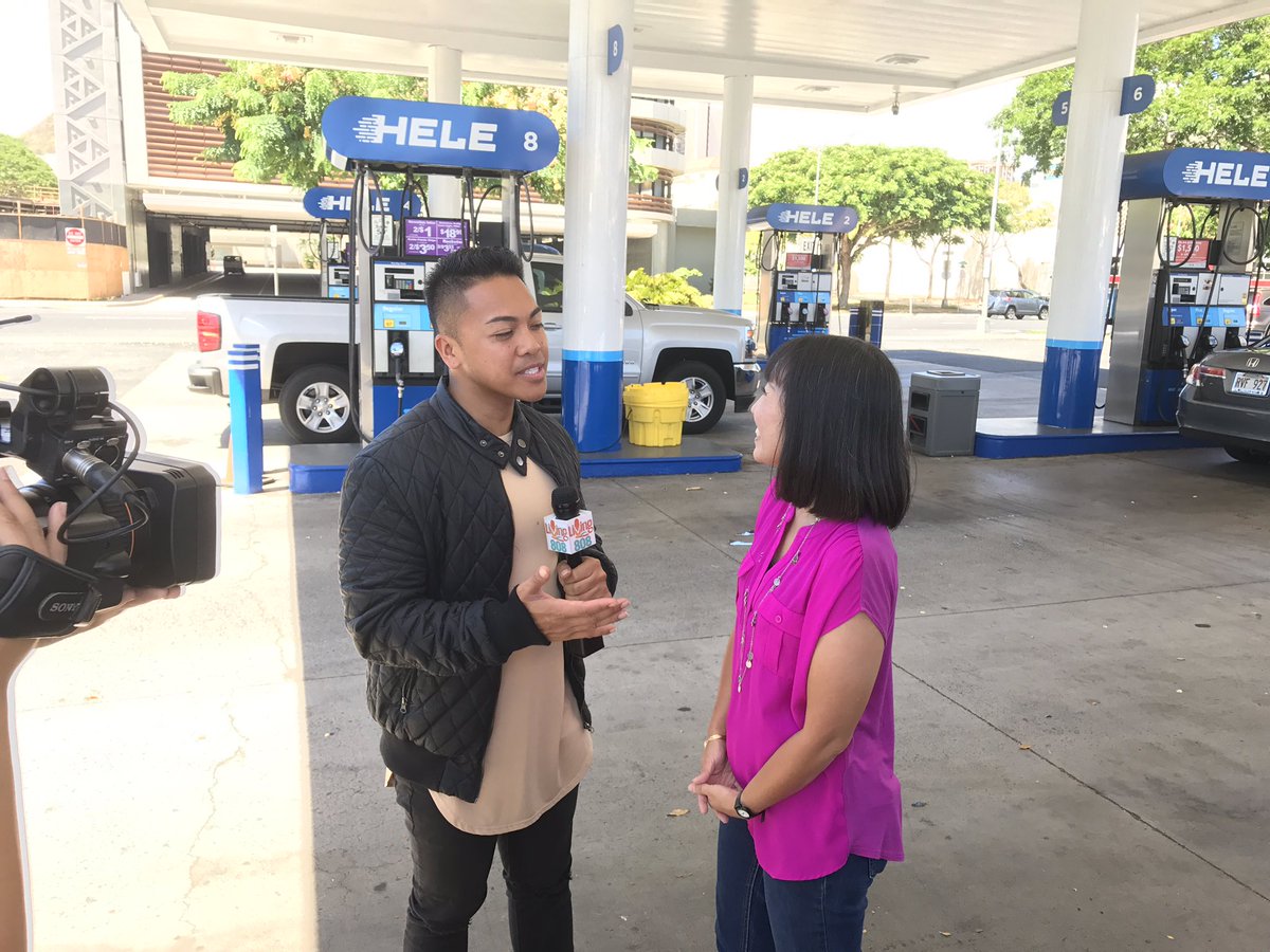 SOHawaii's tweet photo. Filmed a spot with @living808tv today for their weekly #LetsHele segment talking about #fuelingdreamshi w/ @helegas! #give #helegas https://t.co/LtQqhlyopW