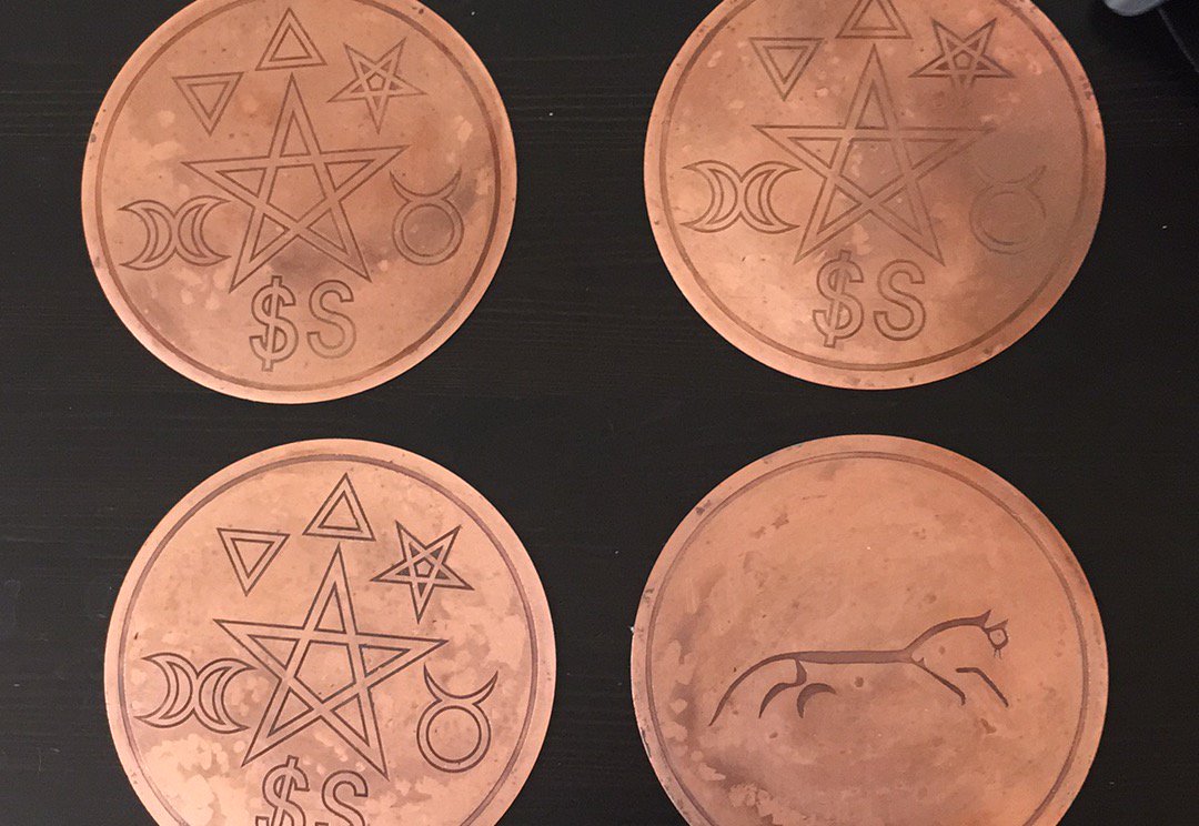 SMetalstar's tweet photo. Pentacles https://t.co/qaDscRjKqB