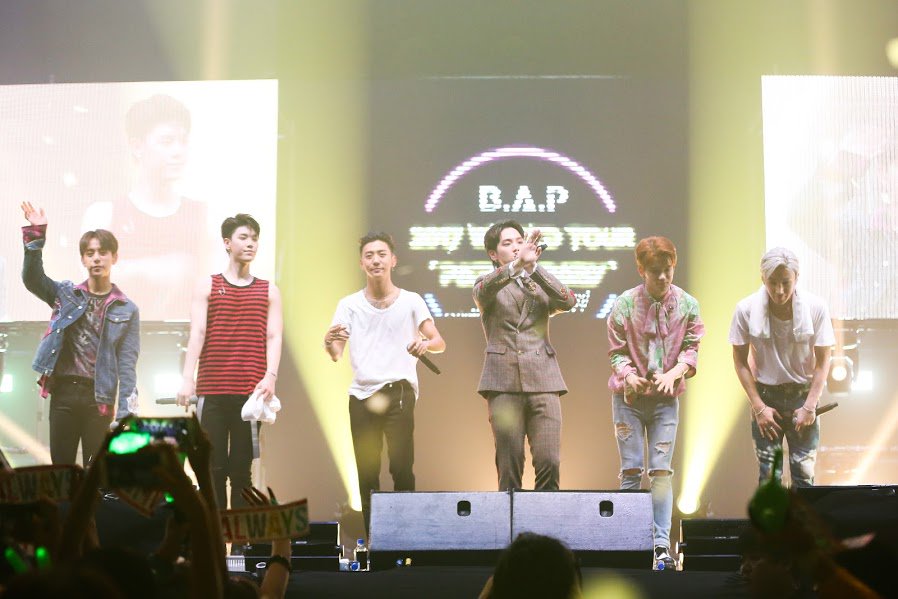 TofuPopRadio's tweet photo. #BAPv ระเบิดปาร์ตี้สุดความมันส์
ใน B.A.P 2017 WORLD TOUR PARTY BABY : BANGKOK BOOM >> https://t.co/PJdIj6Vg6z #BAPPartyBKKBoom https://t.co/rMMsP7ABal