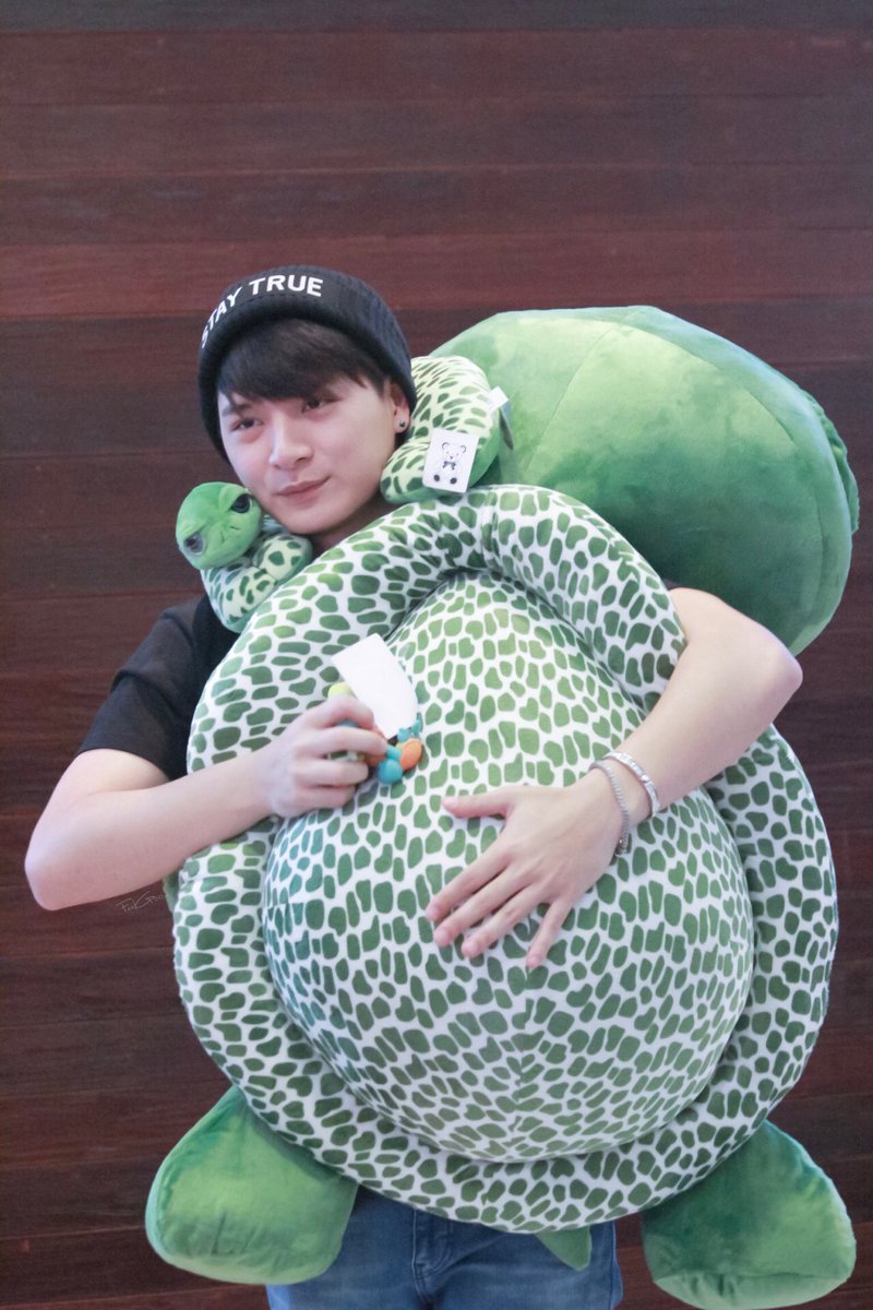 พิเต่า น้องเต่า ต.เต่าเต็มตัว 😄😄<a href="/kristtps/">คุณพี⛅💛</a> <a href="/krist_est/">Krist Fanclub</a> <a href="/MyFirst_Krist/">- 1stKrist</a> #KristPerawat