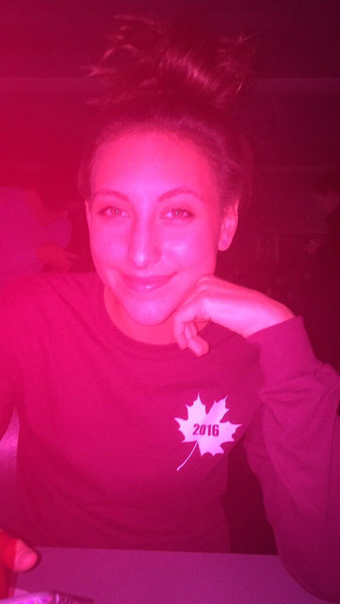 ReagannMcNally's tweet photo. Happy birthday lauren❤️ love you girl and hope you had an amazing day🍾 thanks for all the good times and these photography pics https://t.co/VU9XAfDqrs