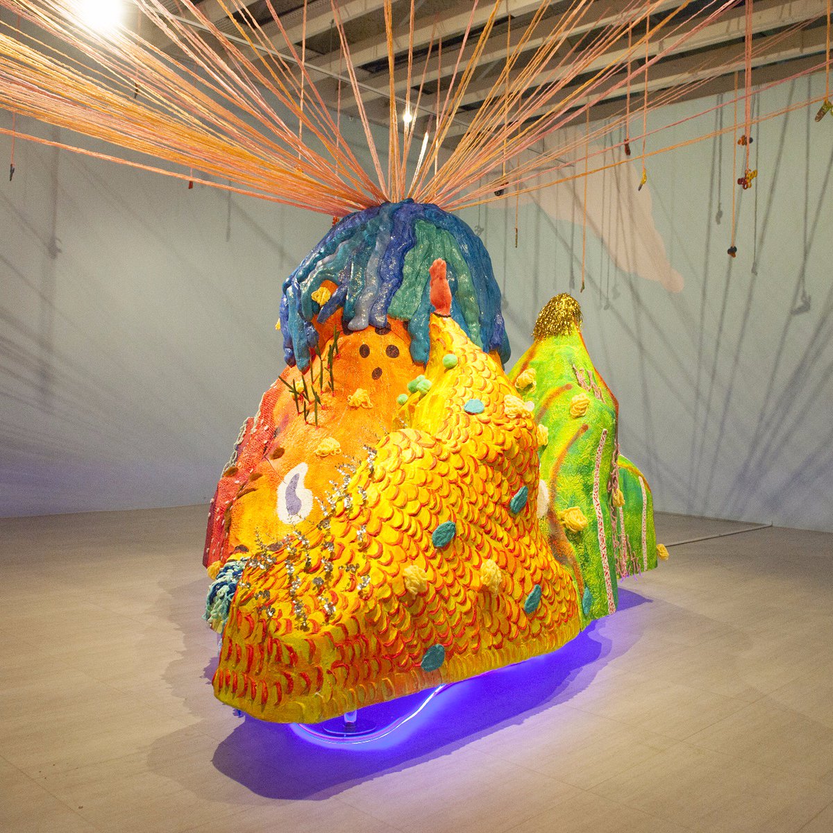 'Floating Mountain’ seems to suggest other worlds may exist alongside ours... Catch it at Singapore Art Museum 8Q before 27 Aug