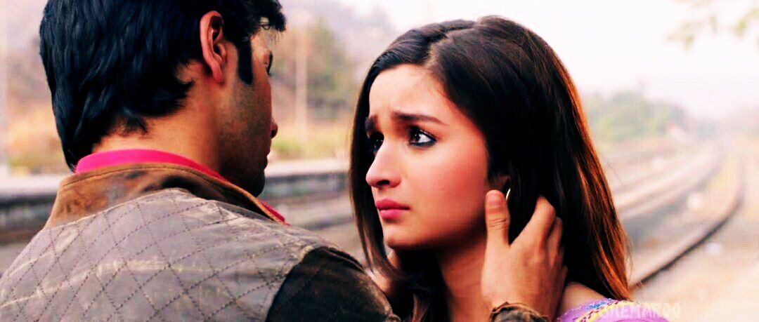 BestOfVaria_'s tweet photo. @Varun_dvn @aliaa08 The most beautiful part 💯❤

3 YEARS OF HSKD https://t.co/ooDeekNjUg
