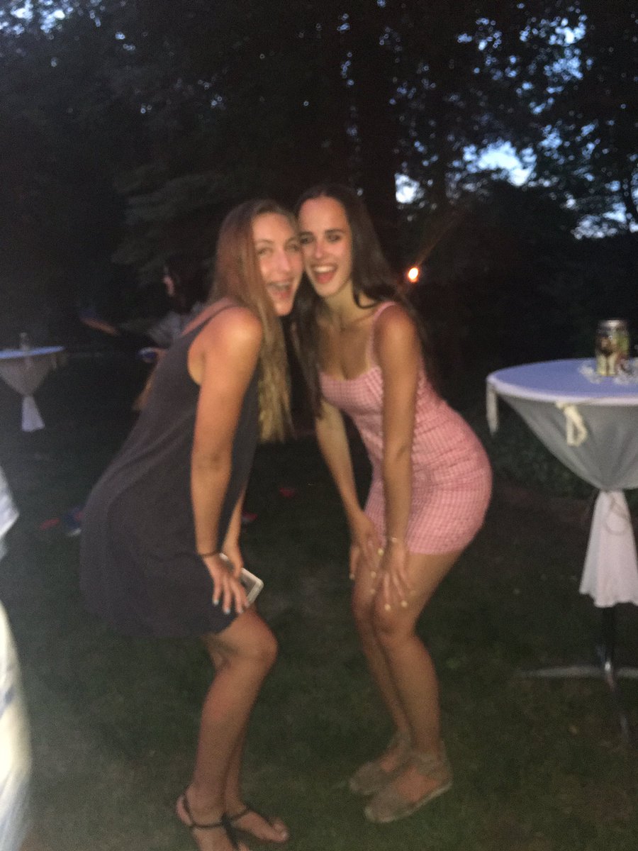 BethanyJokisch's tweet photo. Happy belated bday to Wauren ❤️❤️❤️ @lgillette710 I love &amp; miss you hope it was the best day 🎊🎉 https://t.co/mfx3Cbo7VJ
