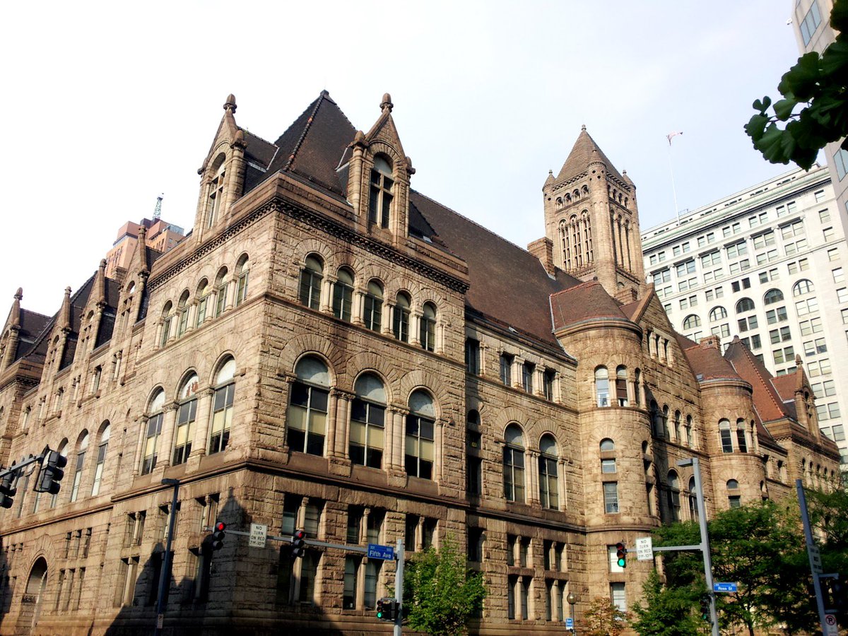 BGartonPV1's tweet photo. The Allegheny County Courthouse Pittsburgh's first official courthouse Completed in 1883 and it's still in use today Pd 5 GEO &amp; CUL #APUSHPV https://t.co/vtF3O3Tkyc