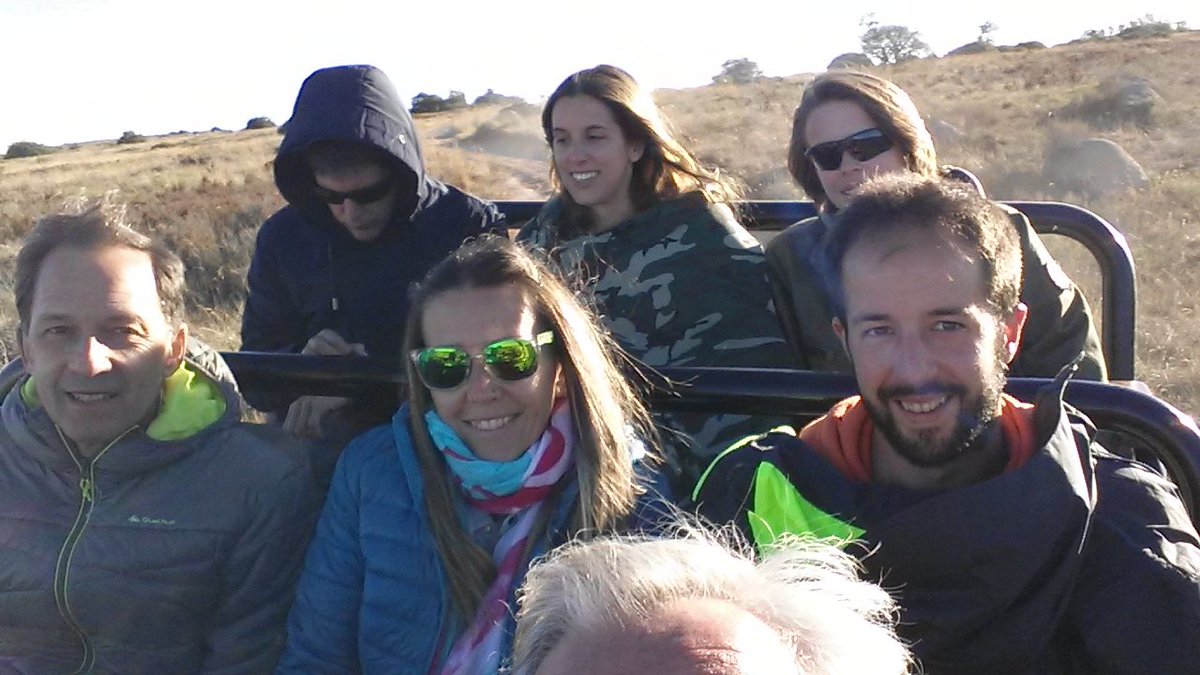 ClydeElPuente's tweet photo. No puedo ver los ultimos capitulos estoy construyendo un puente de conservacion con mis amigos de España en Africa #ElPuente7 😆🐆 https://t.co/1i8lcQ1ha9