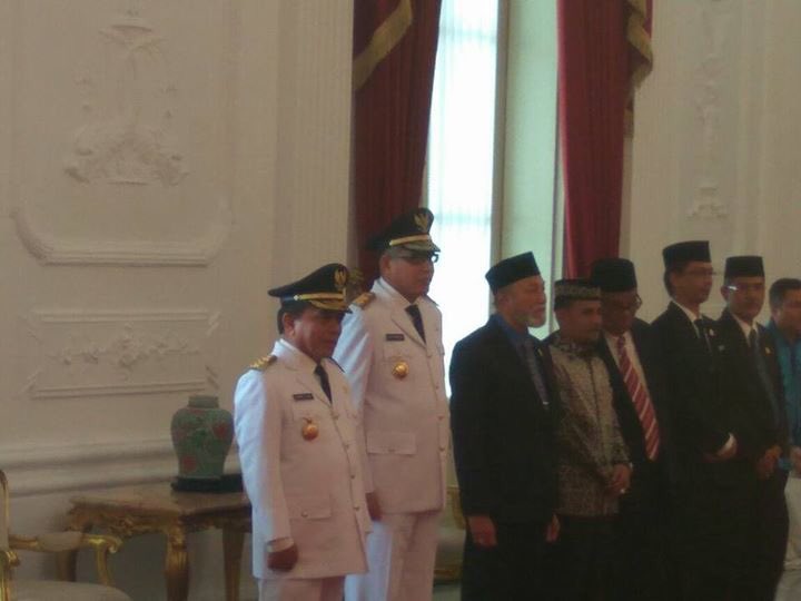 infoirwandi's tweet image. Hari ini bersama Wagub, Pim DPRA dan Wali bertemu Jokowi di Istana Negara.