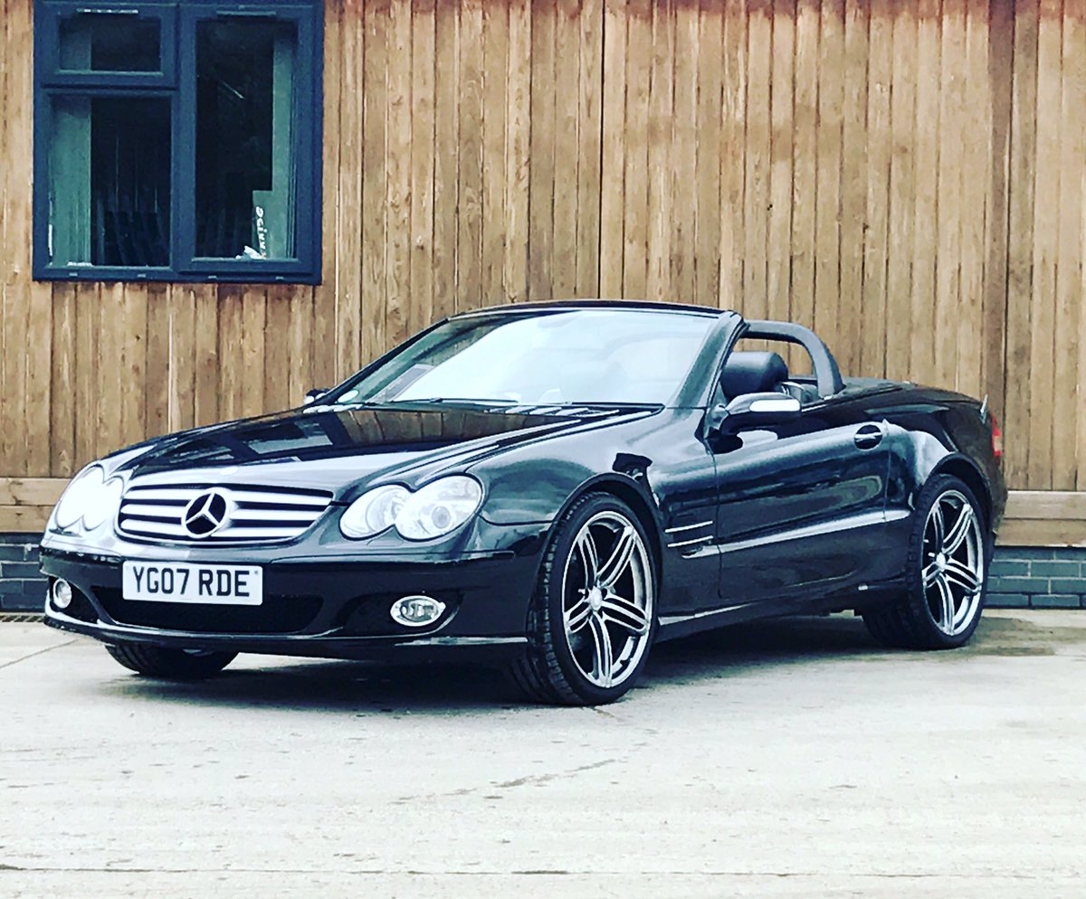 usedcar4less's tweet photo. SL350 done 51k miles £13000 #sl350 #usedcars4less #mercedesbenz #carlisle https://t.co/zuKLfju8bI