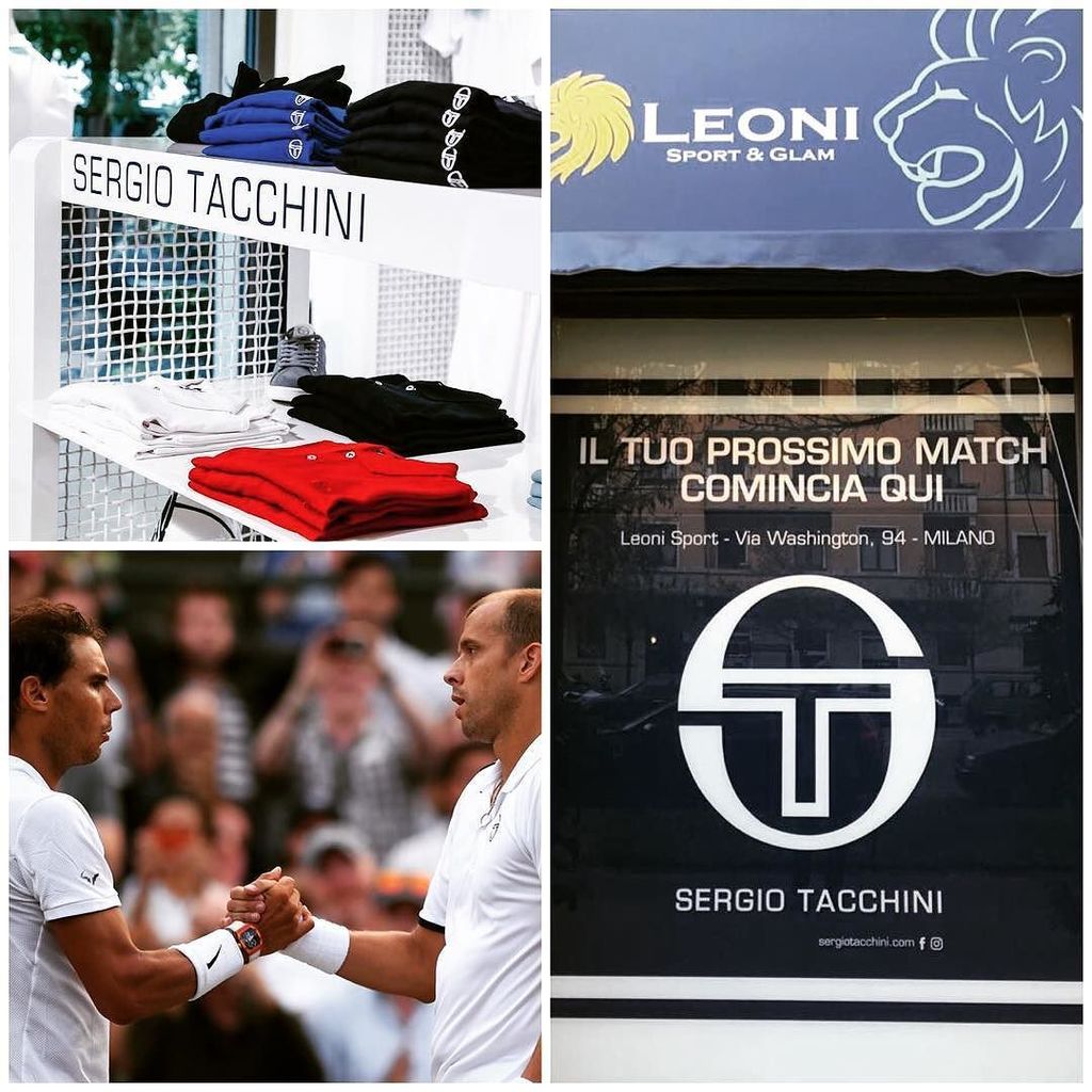 LeoniSportGlam's tweet photo. #sergiotacchini batte #nike al quinto set. #nadal #gillesmuller #wimbledon2017 #wimbledon #sempreprimi #tennis #qu… https://t.co/Hx1ghCKFRi https://t.co/tZrApyjsrq