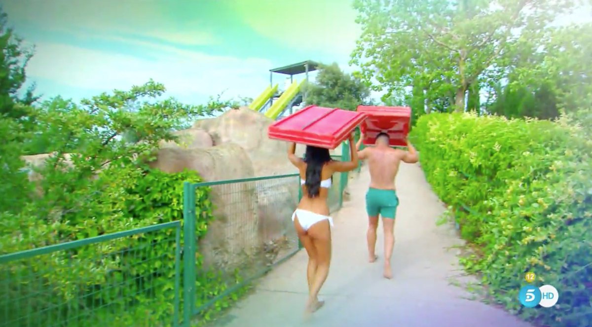 myh_tv's tweet photo. #MyHyV ¡Seguimos viendo la cita entre Claudia y Fabio a la vuelta! 😍😍😍 https://t.co/lUGW4UAvV9 https://t.co/1kW7va9xQ2