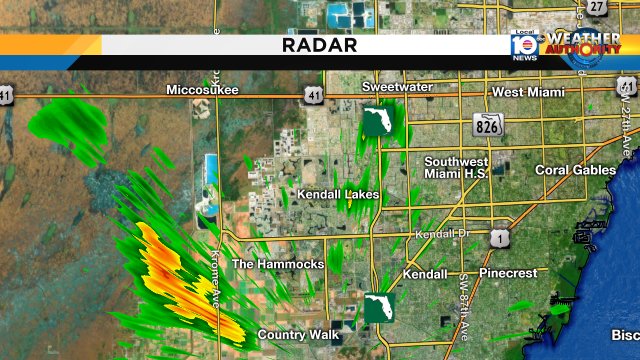 Isolated showers this morning over Kendall Lakes Sweetwater, and Krome Ave https://t.co/1H4l6bwqSt