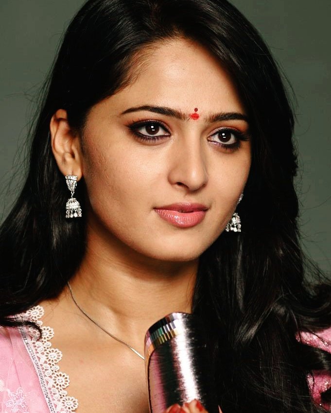 Anushka Shetty On Twitter The Most Gorgeous Lady Ever😍