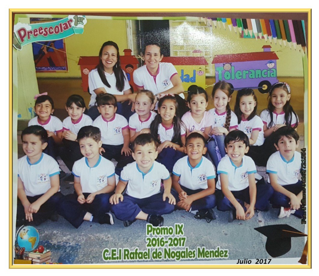dranilsialopez's tweet photo. #Graduandos #misa #acciondegracias #PromoIX #AlissonSophiaRamirezGelvis con sus #profesoras Neida y Keila junto a compañeros #GraciasaDios https://t.co/ec7VIRyQes