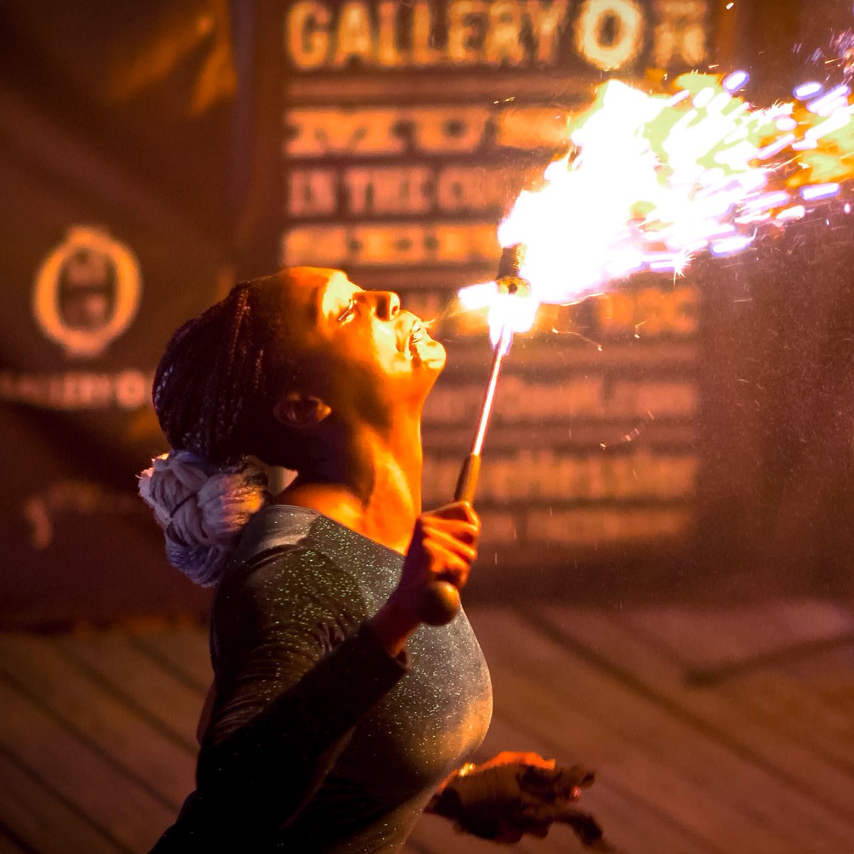 inDCentarts's tweet photo. More pics from @CCBVFEST Presents PALACE OF ODDITEASE @galleryoonh feat. Martika, Harley Newman, Mavi, and Christian Kloc! #sideshow #circus https://t.co/74Ct0QX1fH