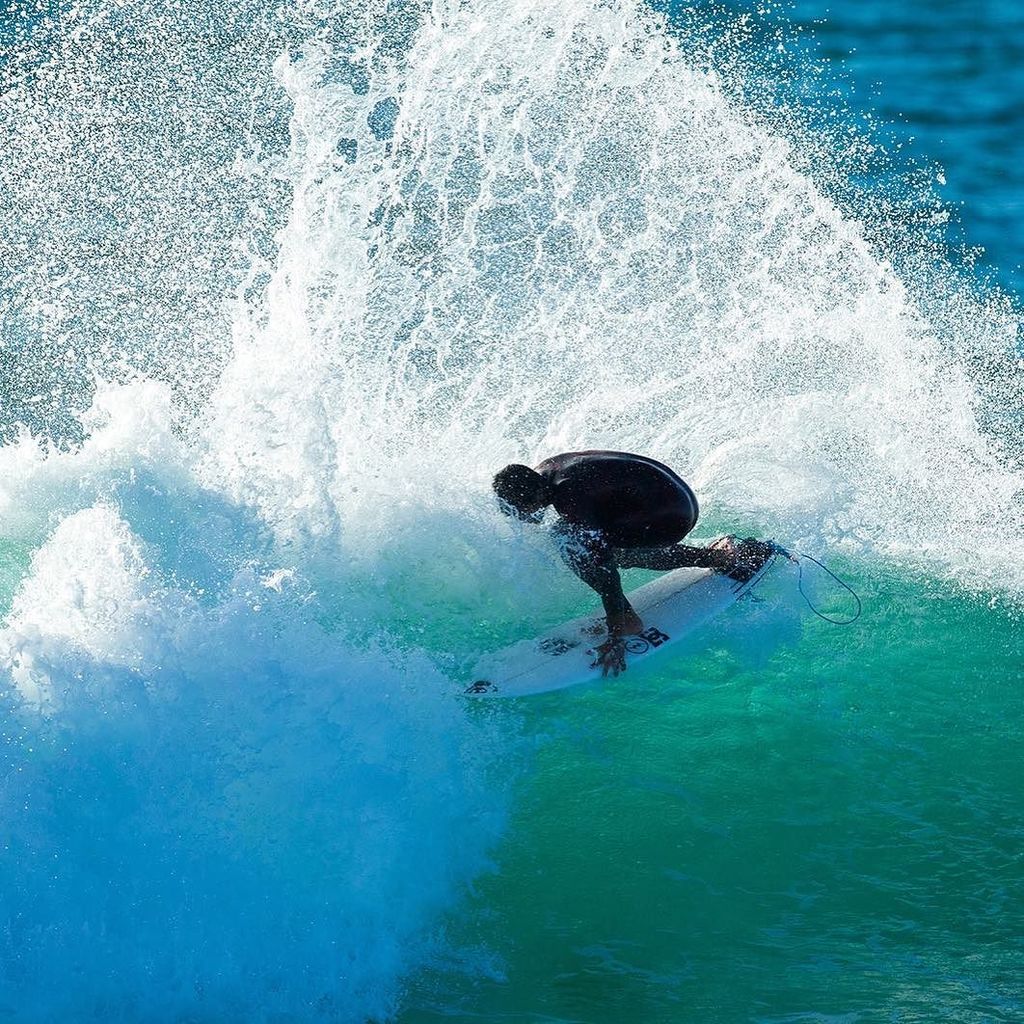Quiksilver tweet media
