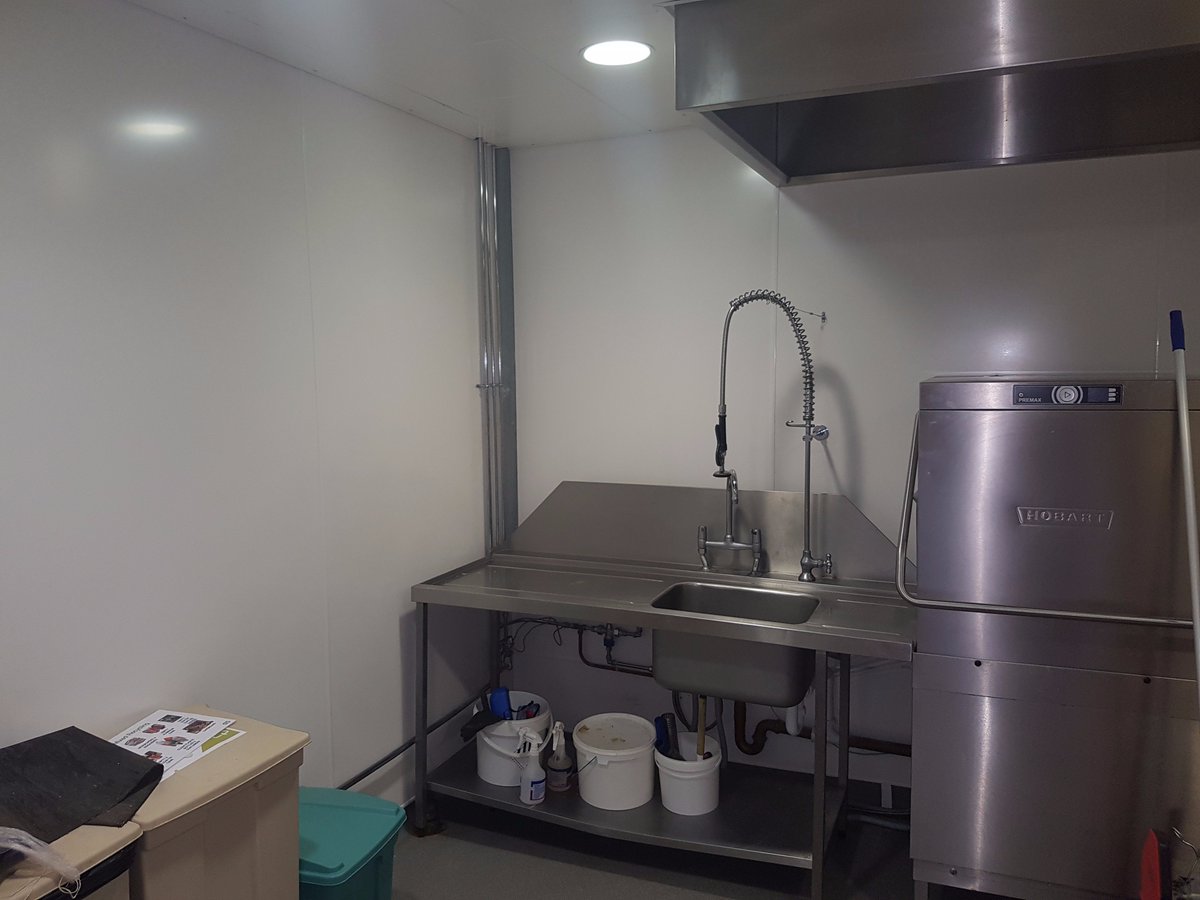 Jemiclad_ltd's tweet image. Top Quality #hygienicwallcladding Jemiclad PRO Class 0 fire rating jemiclad.co.uk 01903 896023  #pvcwallcladding