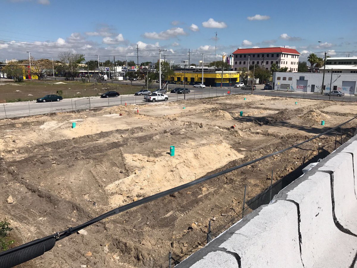 hernanauguste's tweet image. El proyecto va tomando color y pronto inauguraremos este nuevo club en Miami! Se viene @WynwoodPadel en unos meses!!